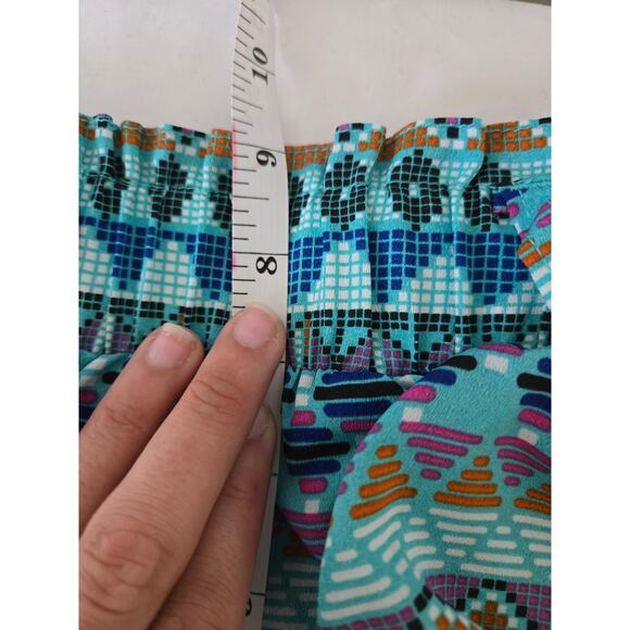 BeBop small juiniors multi colored aztec shorts with front pockets - Picture 9 of 10